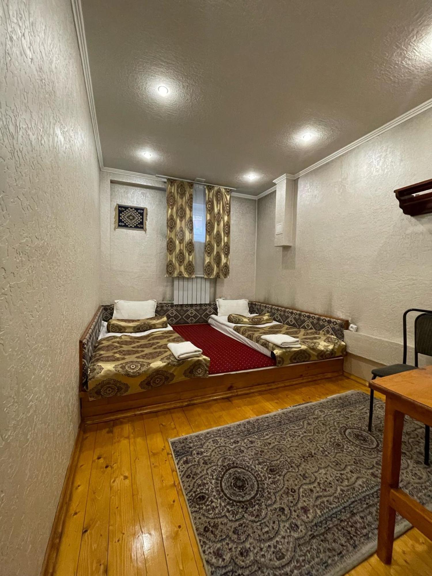 Salam Hotel Ош Стая снимка